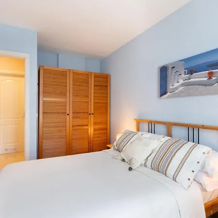 Apartment Home2book Cozy Apt Near The Seaside, Pool&terrace
