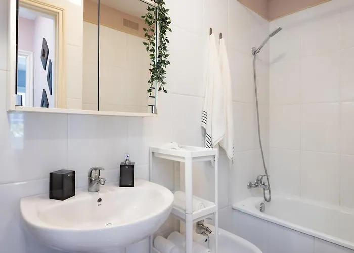 Home2book Cozy Apt Near The Seaside, Pool&terrace *