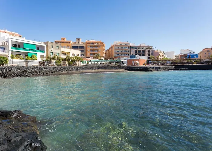 Home2book Cozy Apt Near The Seaside, Pool&terrace